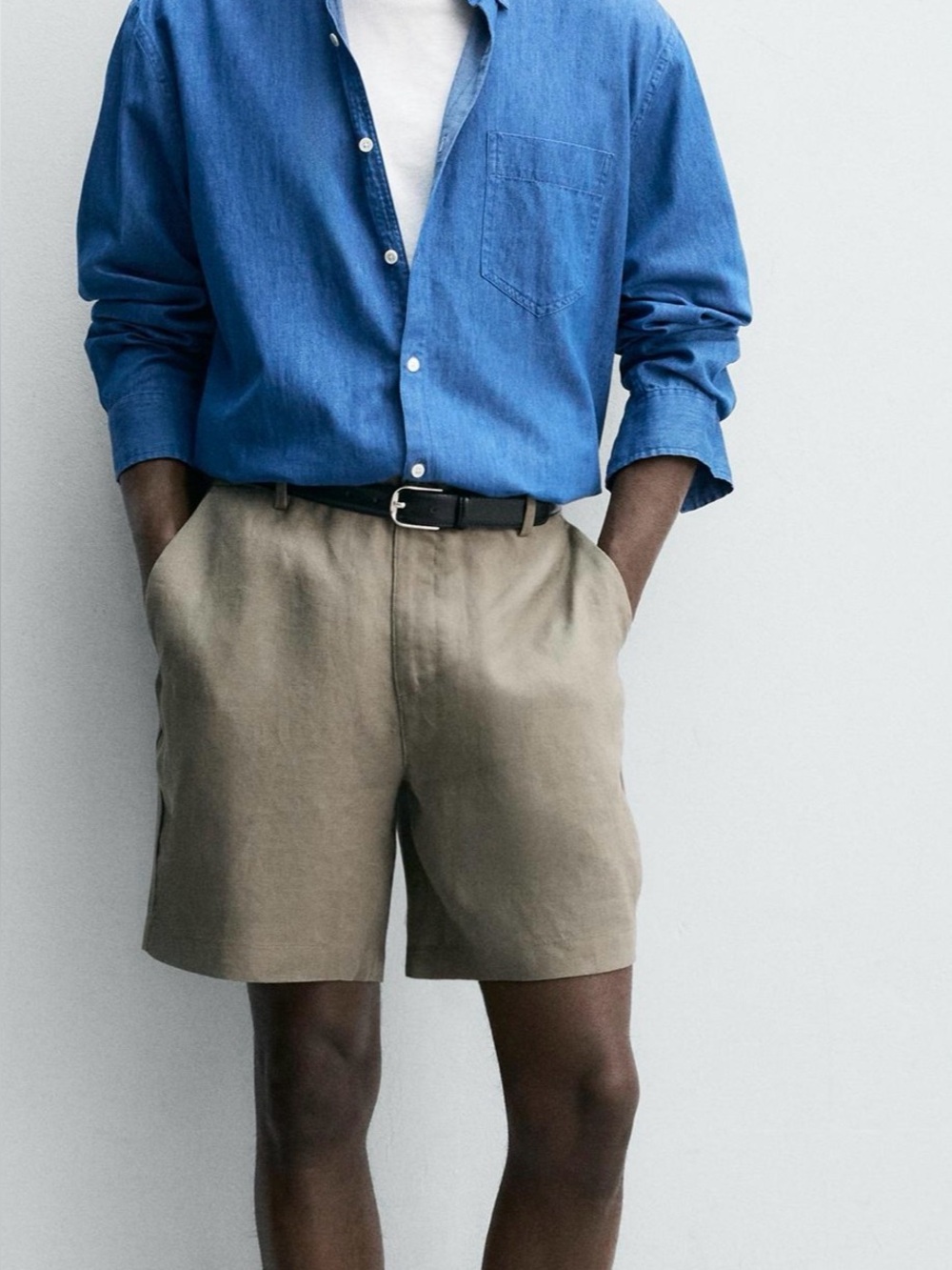 Zara Men's Flat Front Shorts in Khaki